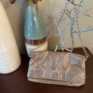 ❤️‍🔥Stunning evening handbag with removable chain❤️‍🔥